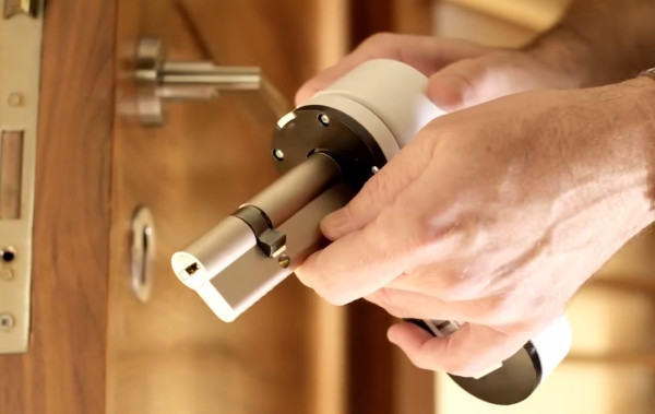 prix remplacement serrure porte